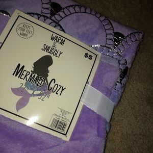 Mermaid cozy!